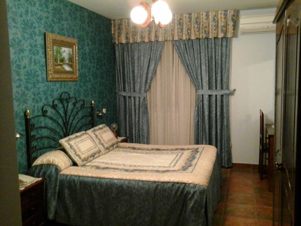 Hostal Pinera Vega de Espinareda Buitenkant foto